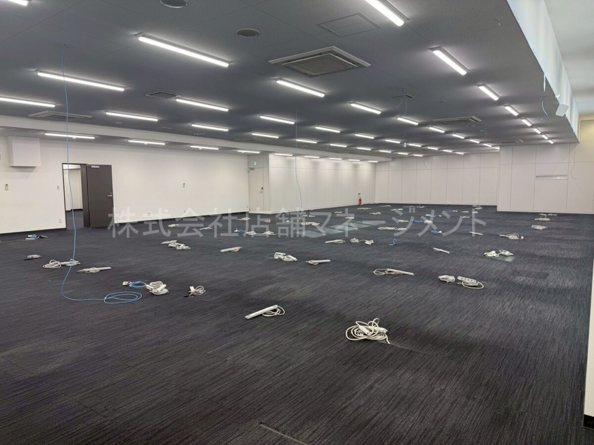 INOVE札幌資生館前