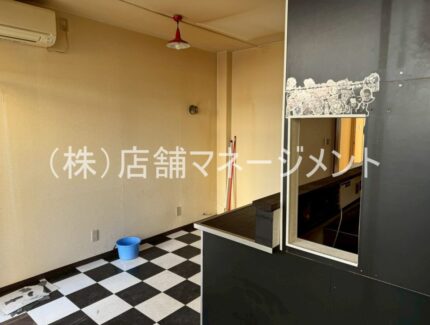 1階店舗付住宅