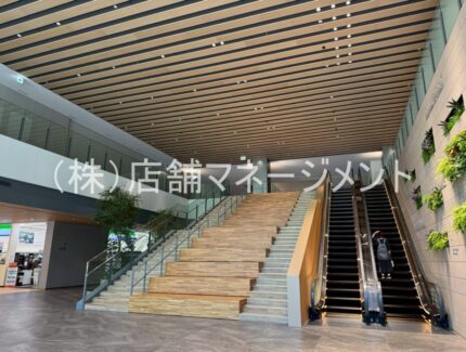 ライラックスクエア